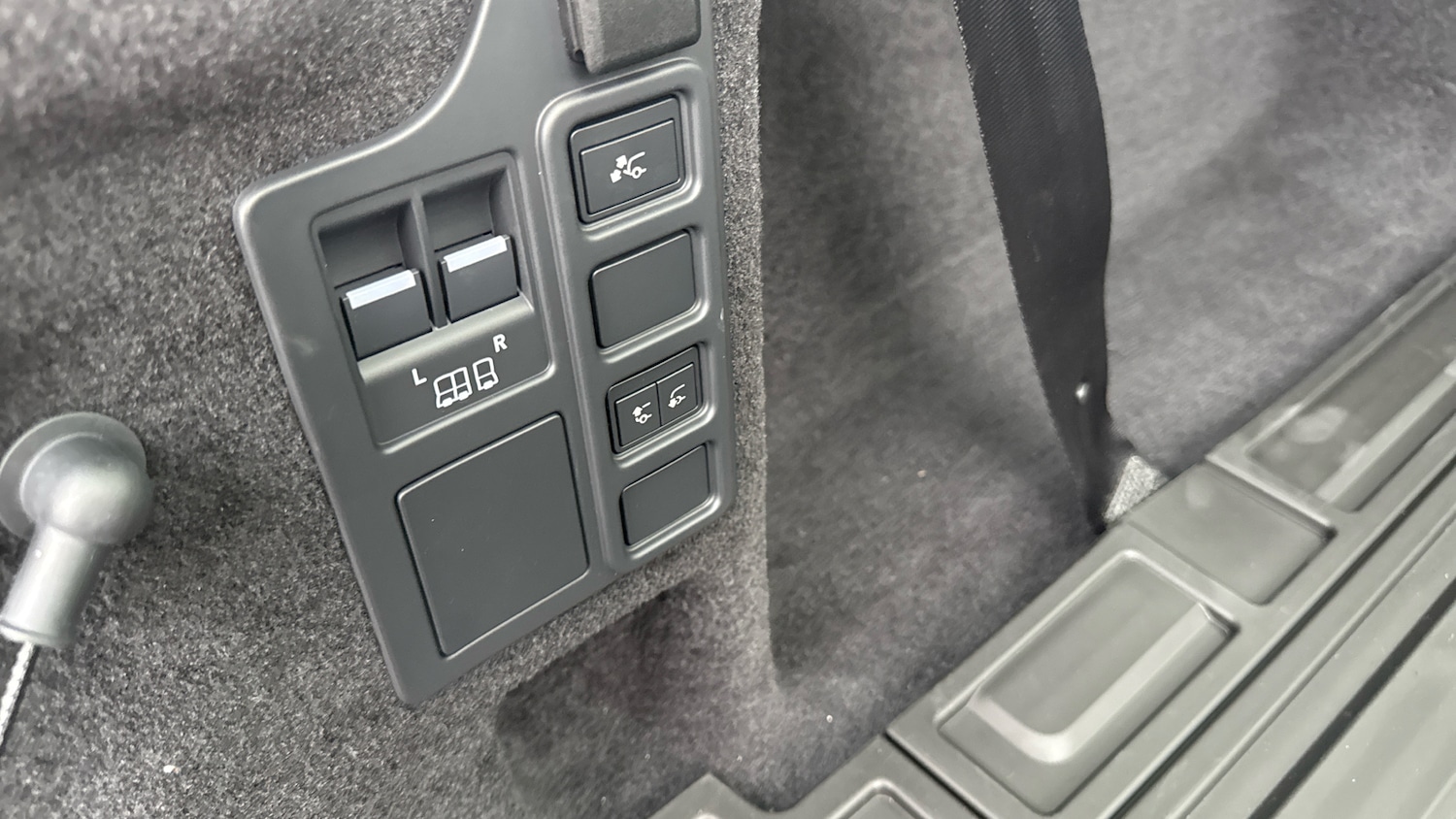 Used Land Rover Discovery 2025 for sale - 78152905: Photo 56