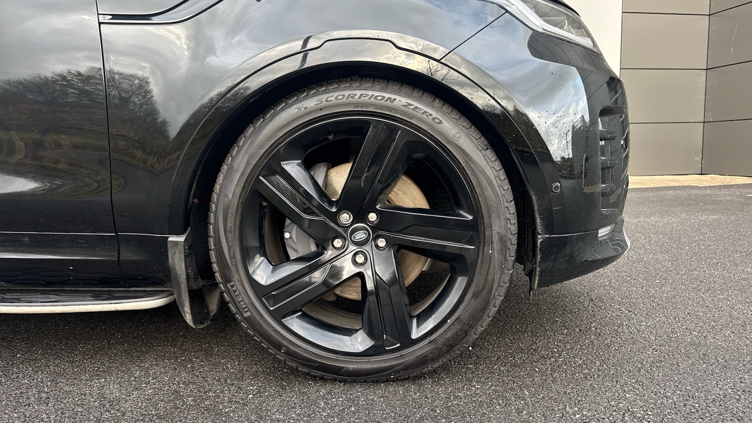 Used Land Rover Discovery 2025 for sale - 78152905: Photo 8