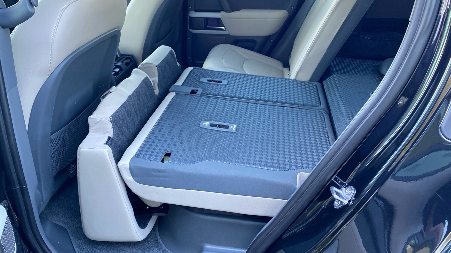 Used Land Rover Defender 2023 for sale - 78011498: Photo 39