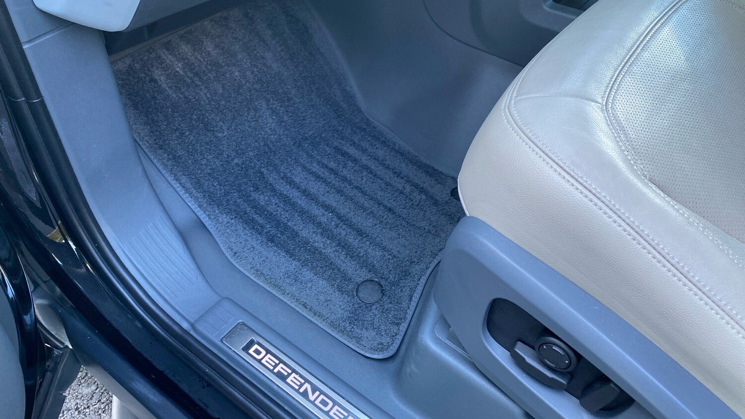 Used Land Rover Defender 2023 for sale - 78011498: Photo 41