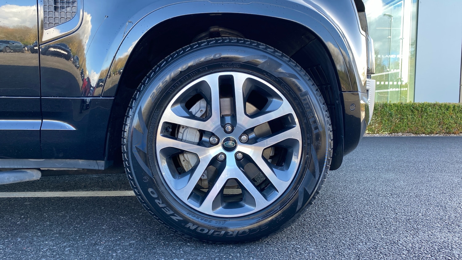 Used Land Rover Defender 2023 for sale - 78011498: Photo 8