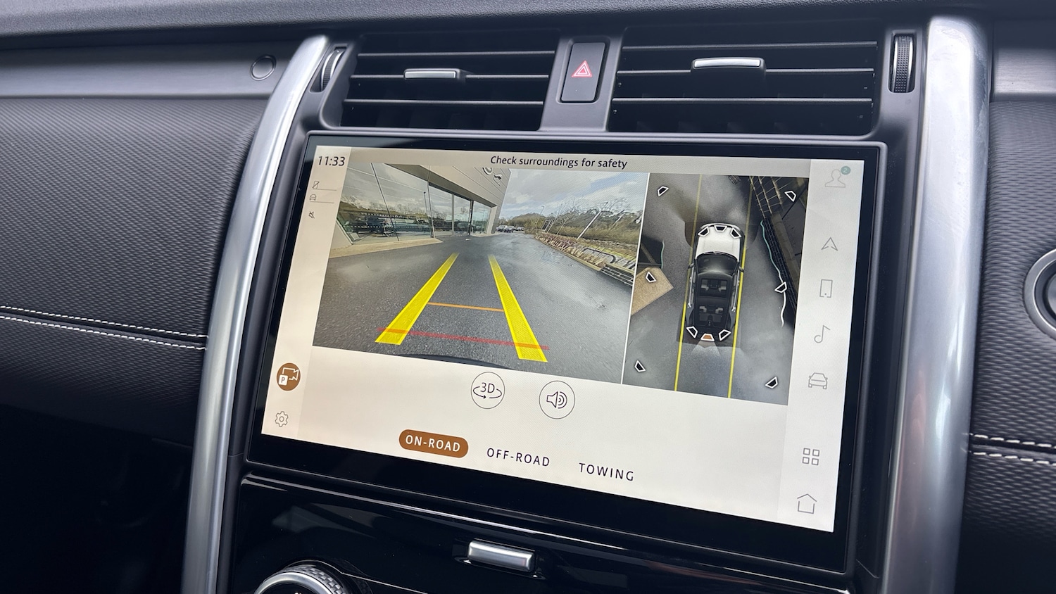 Used Land Rover Discovery 2024 for sale - 77350327: Photo 12