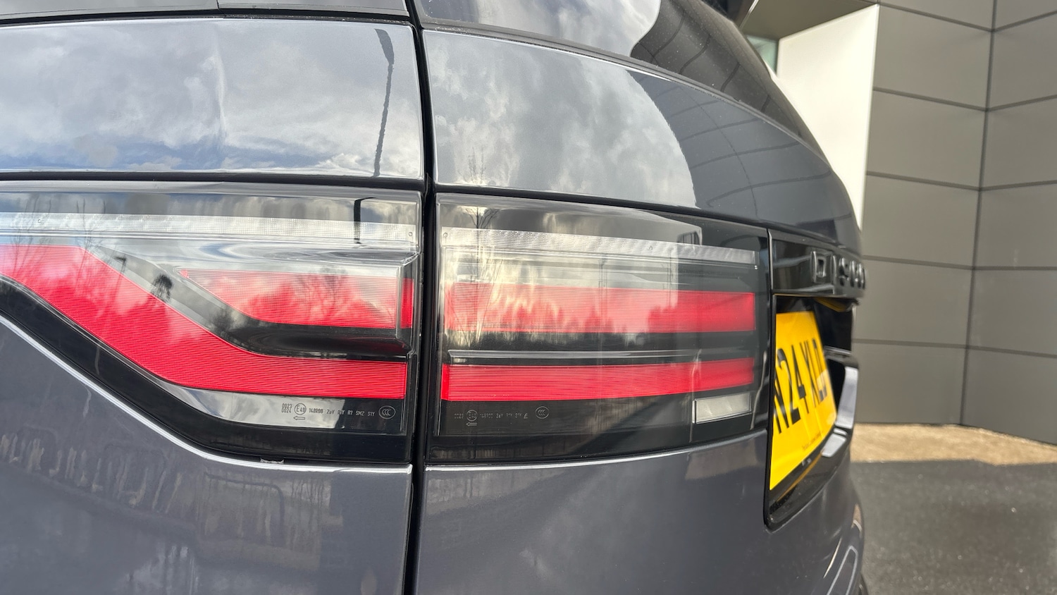 Used Land Rover Discovery 2024 for sale - 77350327: Photo 19