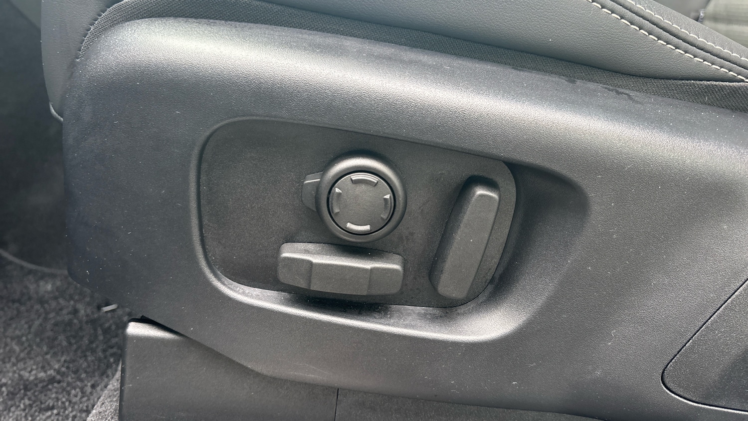 Used Land Rover Discovery 2024 for sale - 77350327: Photo 26