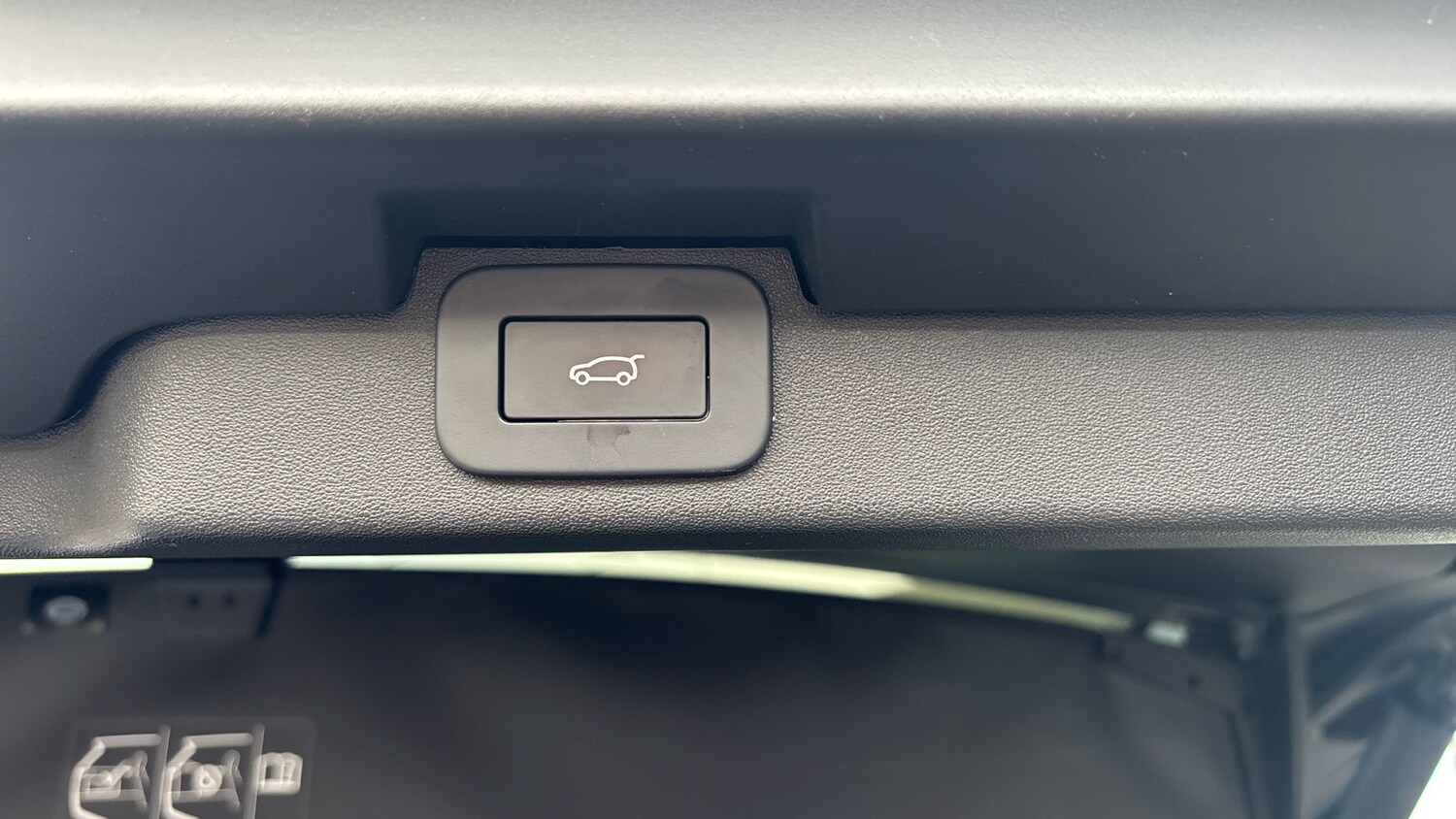 Used Land Rover Discovery 2024 for sale - 77350327: Photo 45