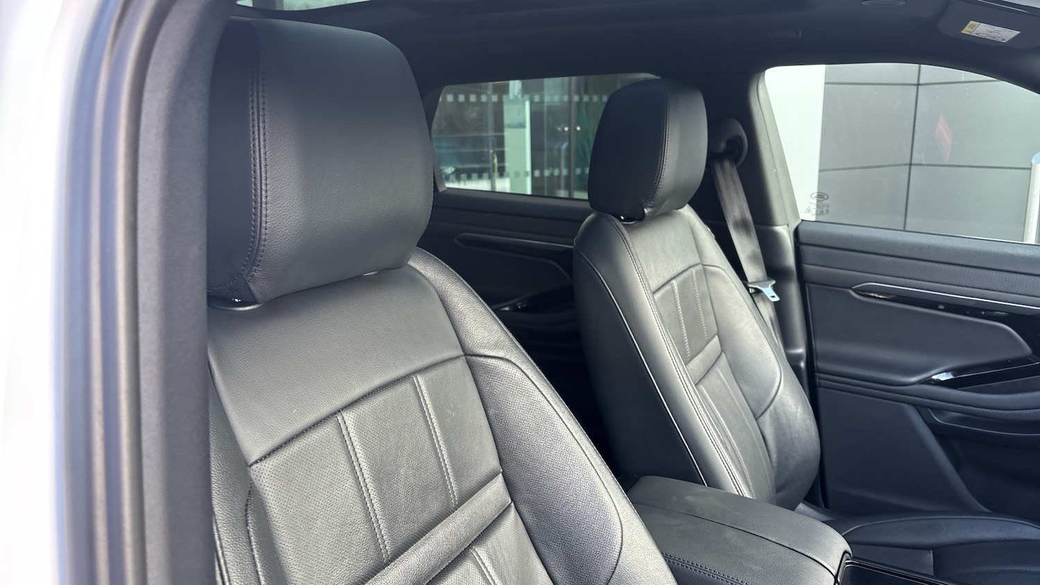 Used Land Rover Range Rover Evoque 2023 for sale - 77717676: Photo 27