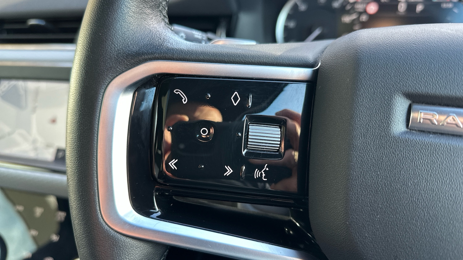 Used Land Rover Range Rover Evoque 2022 for sale - 76835342: Photo 23