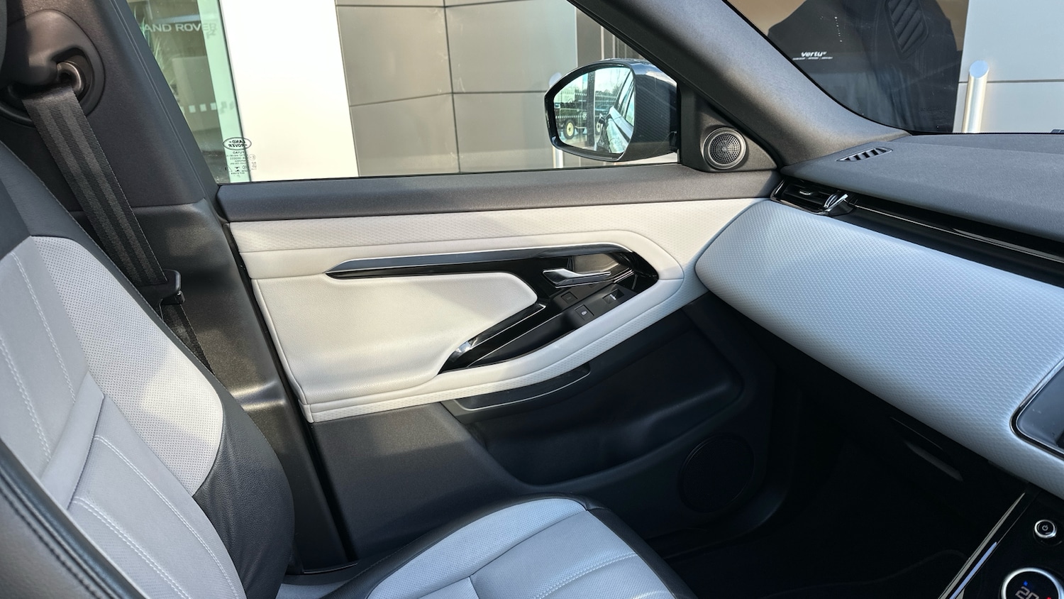 Used Land Rover Range Rover Evoque 2022 for sale - 76835342: Photo 35