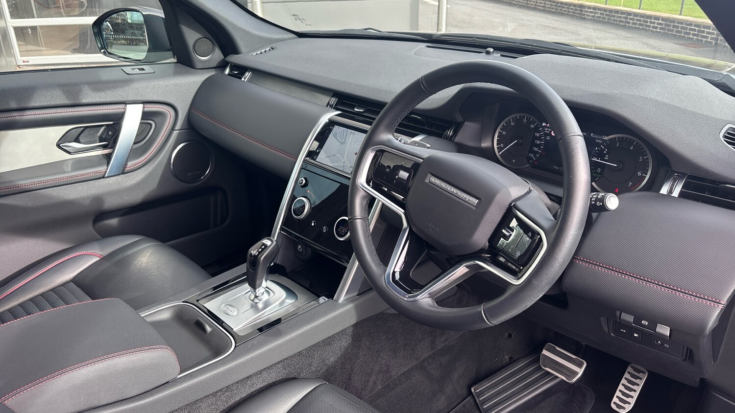 Used Land Rover Discovery Sport 2022 for sale - 77743168: Photo 31