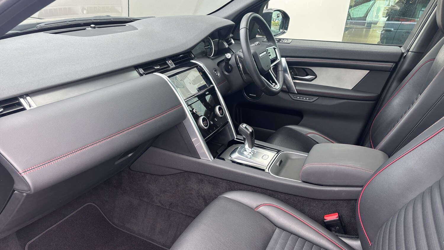 Used Land Rover Discovery Sport 2022 for sale - 77743168: Photo 32