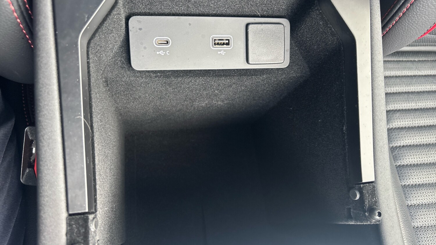 Used Land Rover Discovery Sport 2022 for sale - 77743168: Photo 45