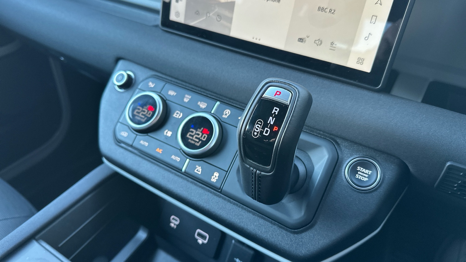 Used Land Rover Defender 2022 for sale - 76737930: Photo 13