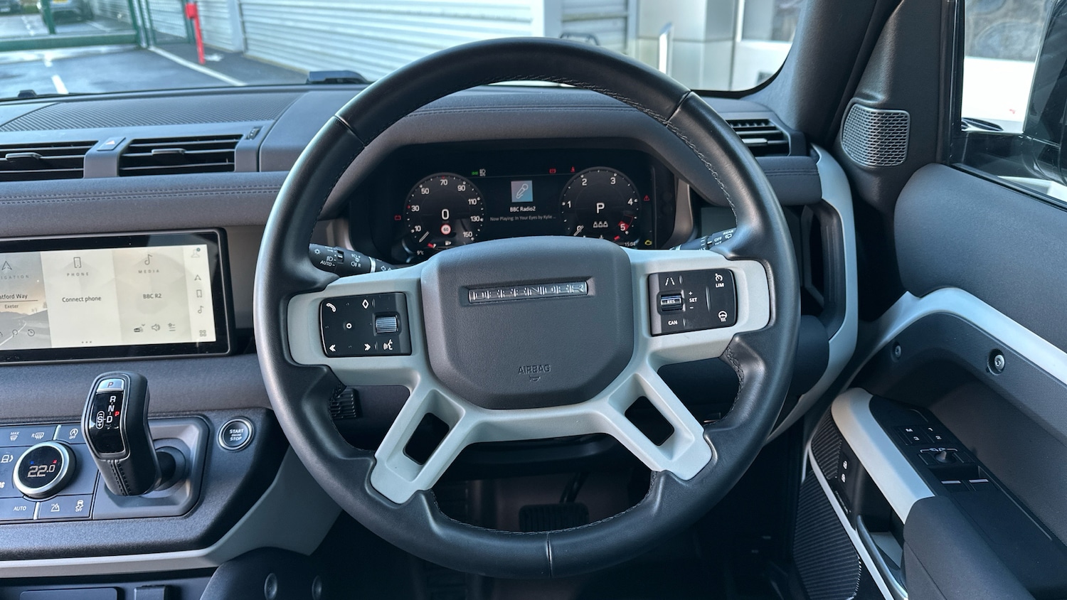 Used Land Rover Defender 2022 for sale - 76737930: Photo 15