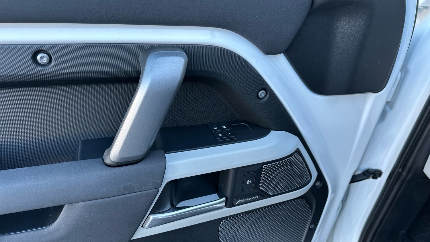 Used Land Rover Defender 2022 for sale - 76737930: Photo 26