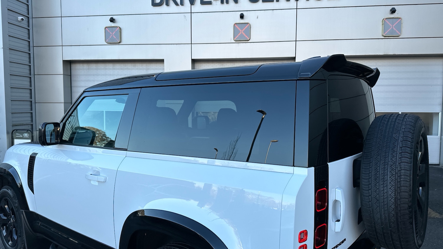 Used Land Rover Defender 2022 for sale - 76737930: Photo 41