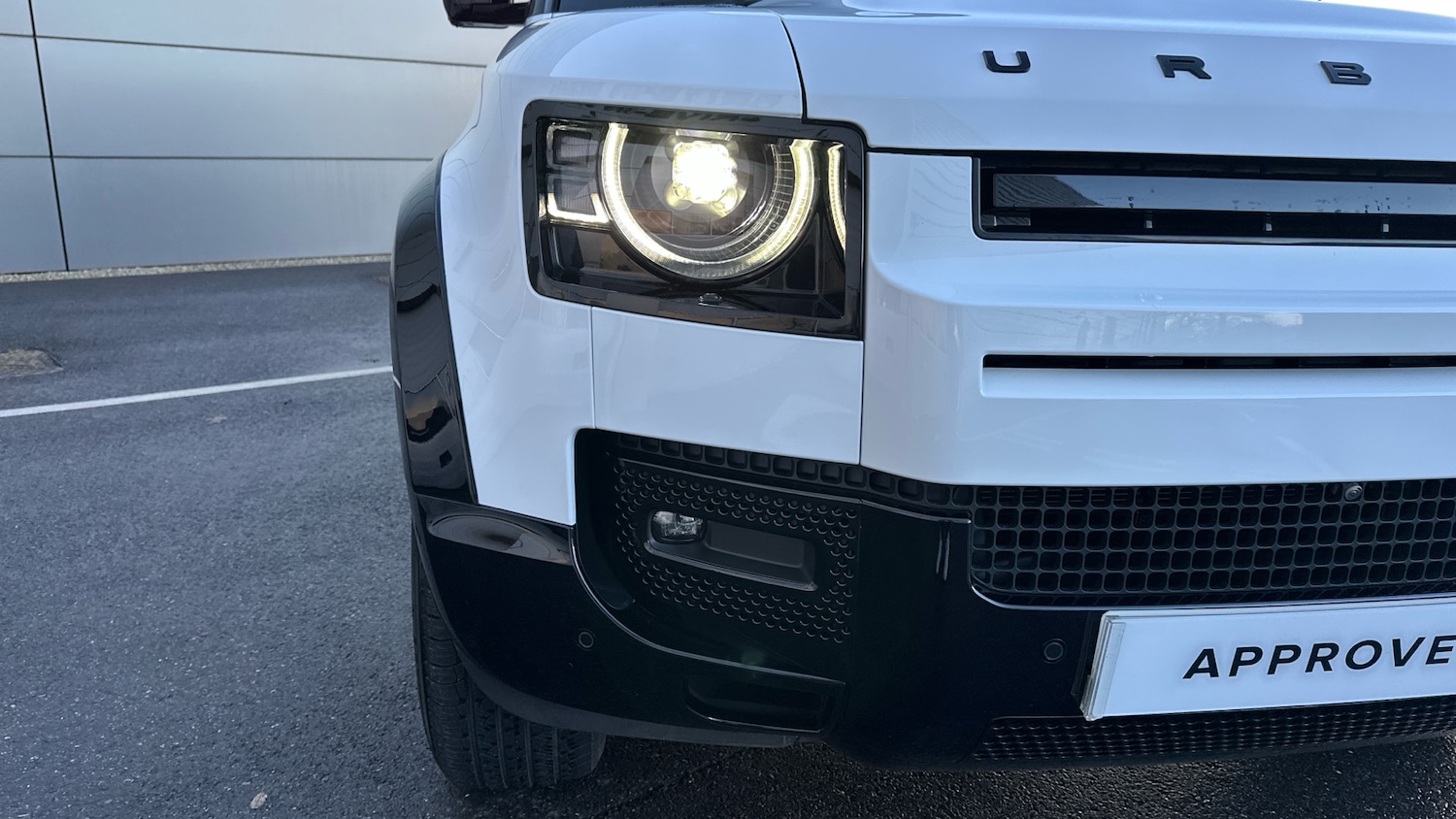 Used Land Rover Defender 2022 for sale - 76737930: Photo 48