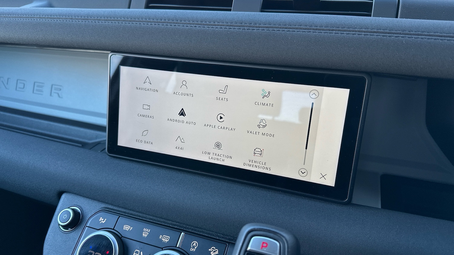 Used Land Rover Defender 2022 for sale - 76737930: Photo 59