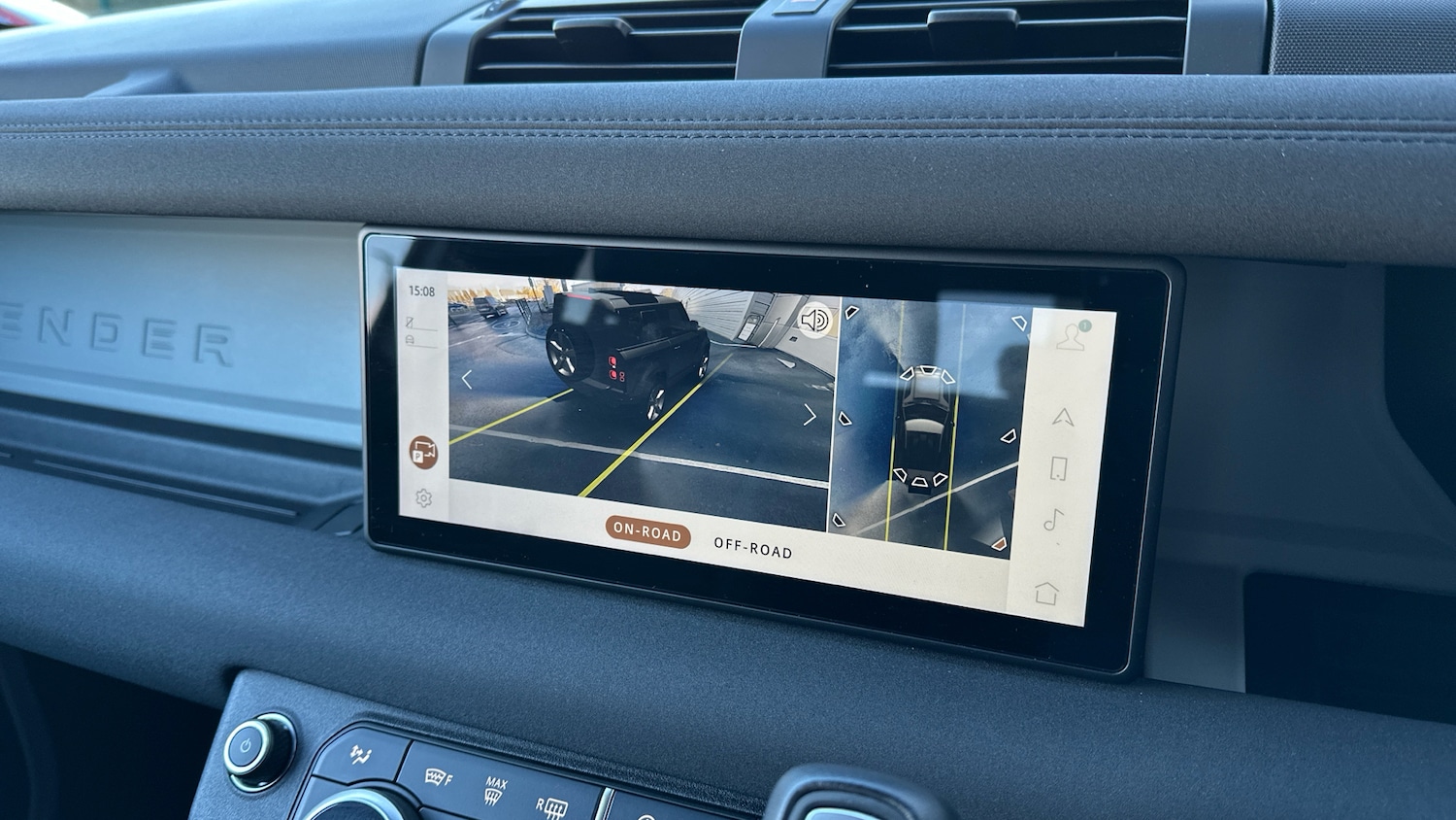 Used Land Rover Defender 2022 for sale - 76737930: Photo 62