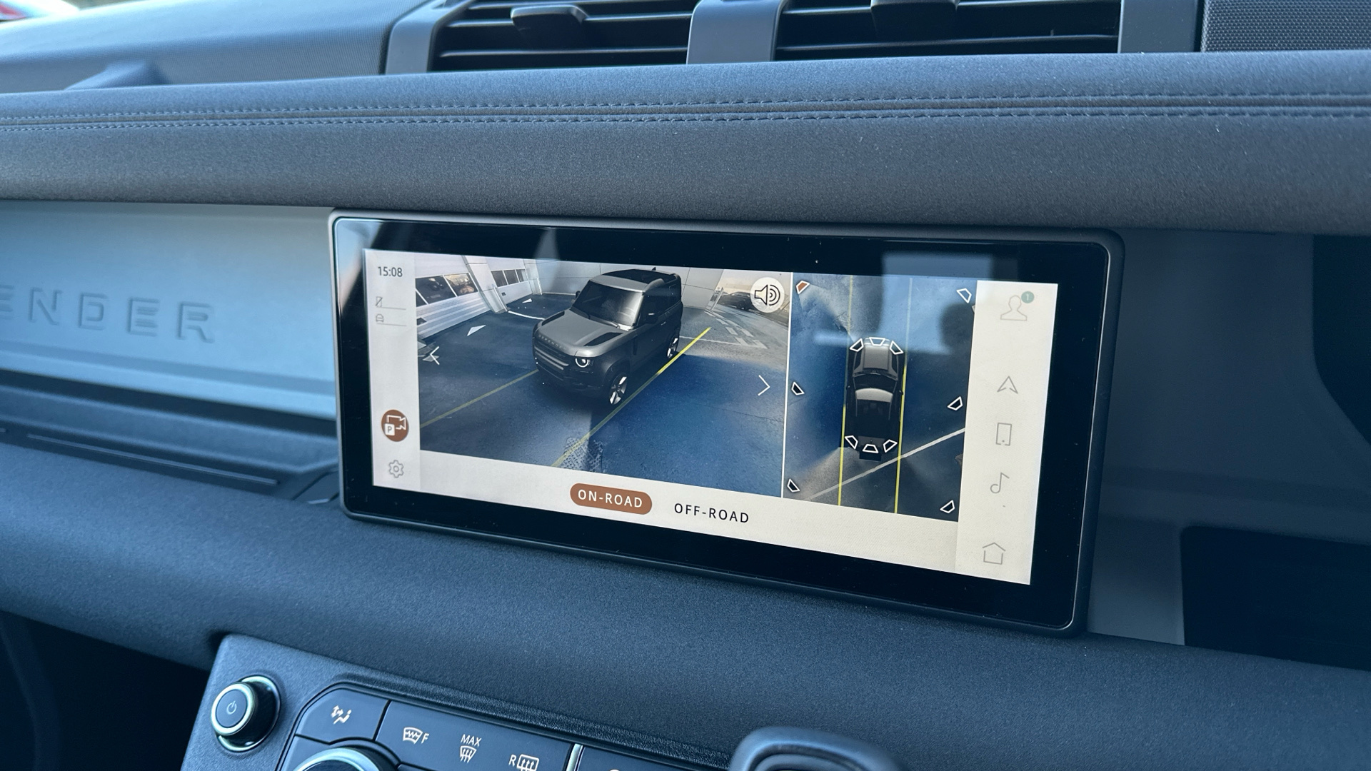 Used Land Rover Defender 2022 for sale - 76737930: Photo 63