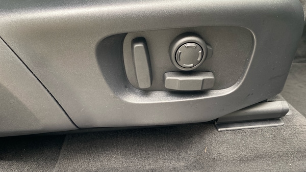 Used Land Rover Discovery Sport 2025 for sale - 76273601: Photo 27