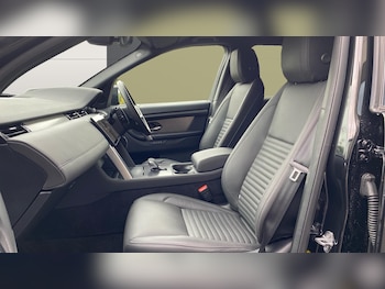 Used Land Rover Discovery Sport 2025 for sale - 76273601: Photo 3