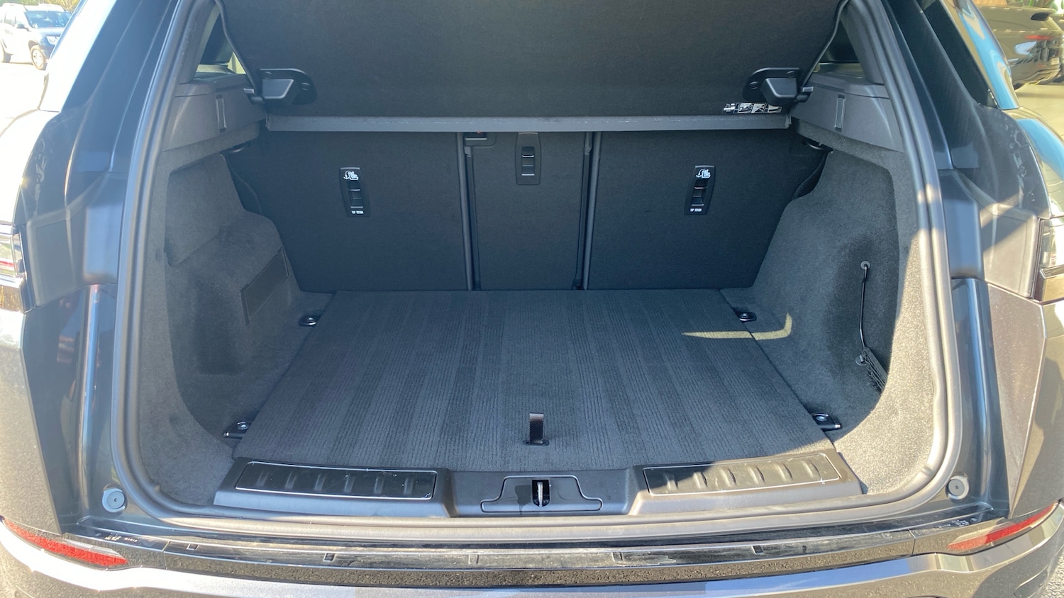 Used Land Rover Range Rover Evoque 2025 for sale - 78092552: Photo 10