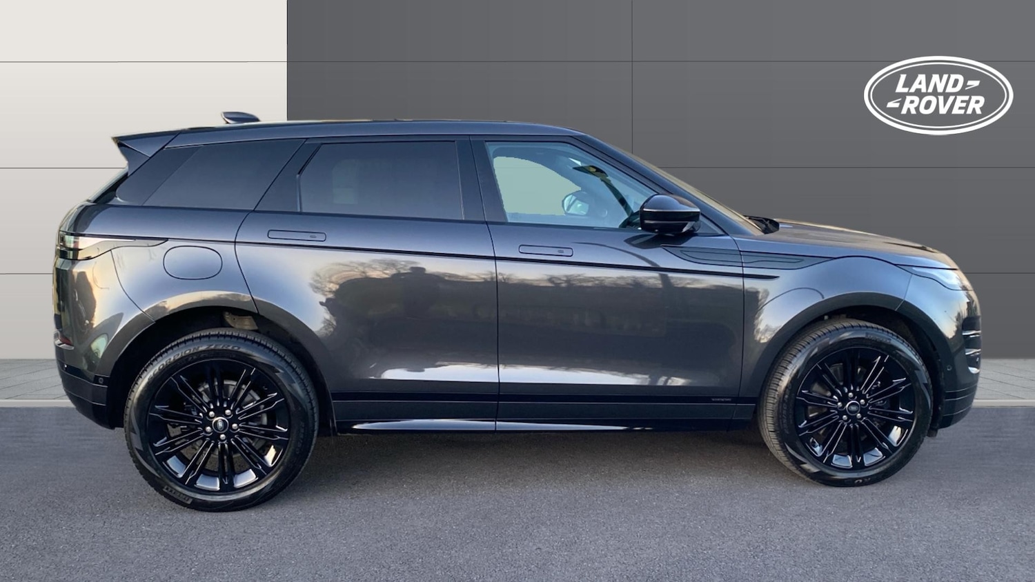 Used Land Rover Range Rover Evoque 2025 for sale - 78092552: Photo 5