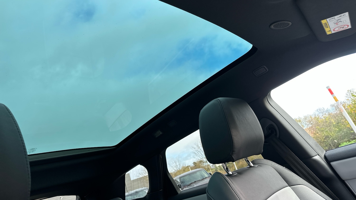 Used Land Rover Range Rover Evoque 2025 for sale - 76625591: Photo 63