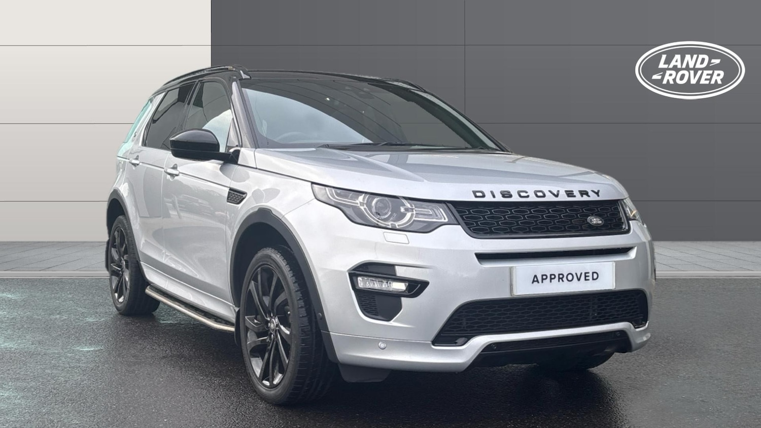 Used Land Rover Discovery Sport 2017 for sale - 76787043: Photo 1