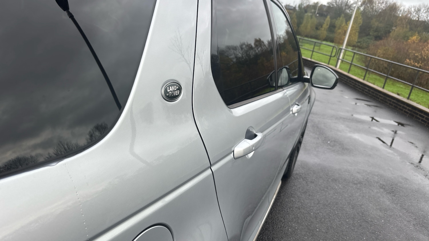 Used Land Rover Discovery Sport 2017 for sale - 76787043: Photo 25