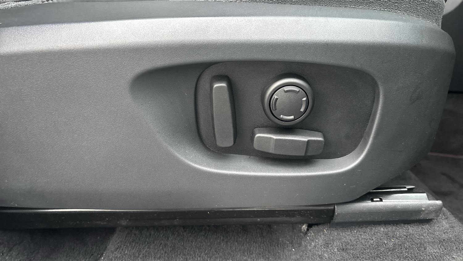 Used Land Rover Discovery Sport 2017 for sale - 76787043: Photo 33