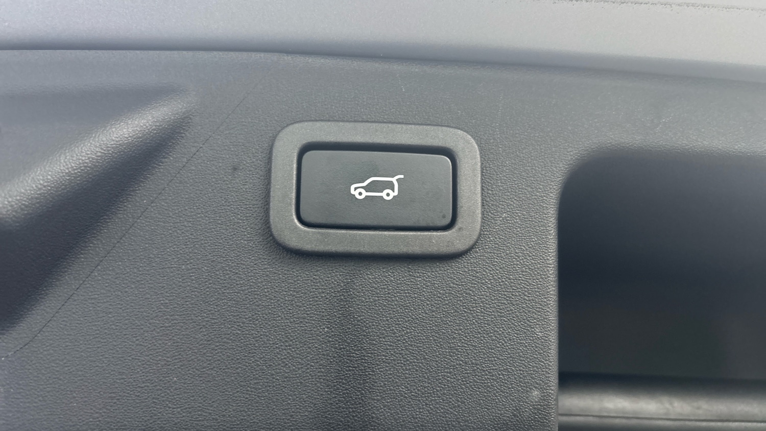 Used Land Rover Discovery Sport 2017 for sale - 76787043: Photo 41