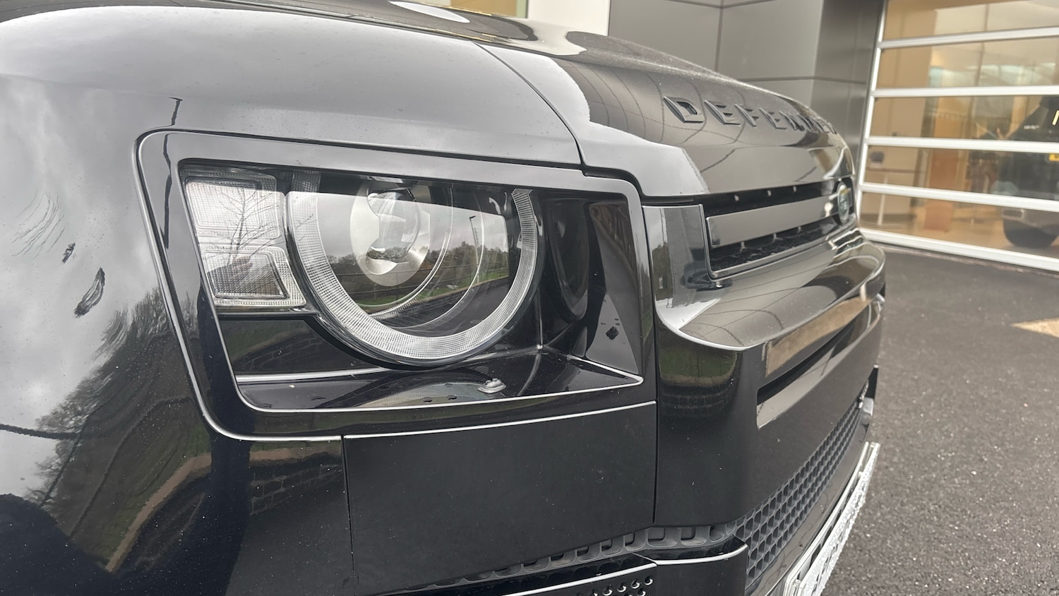 Used Land Rover Defender 2023 for sale - 76554124: Photo 17