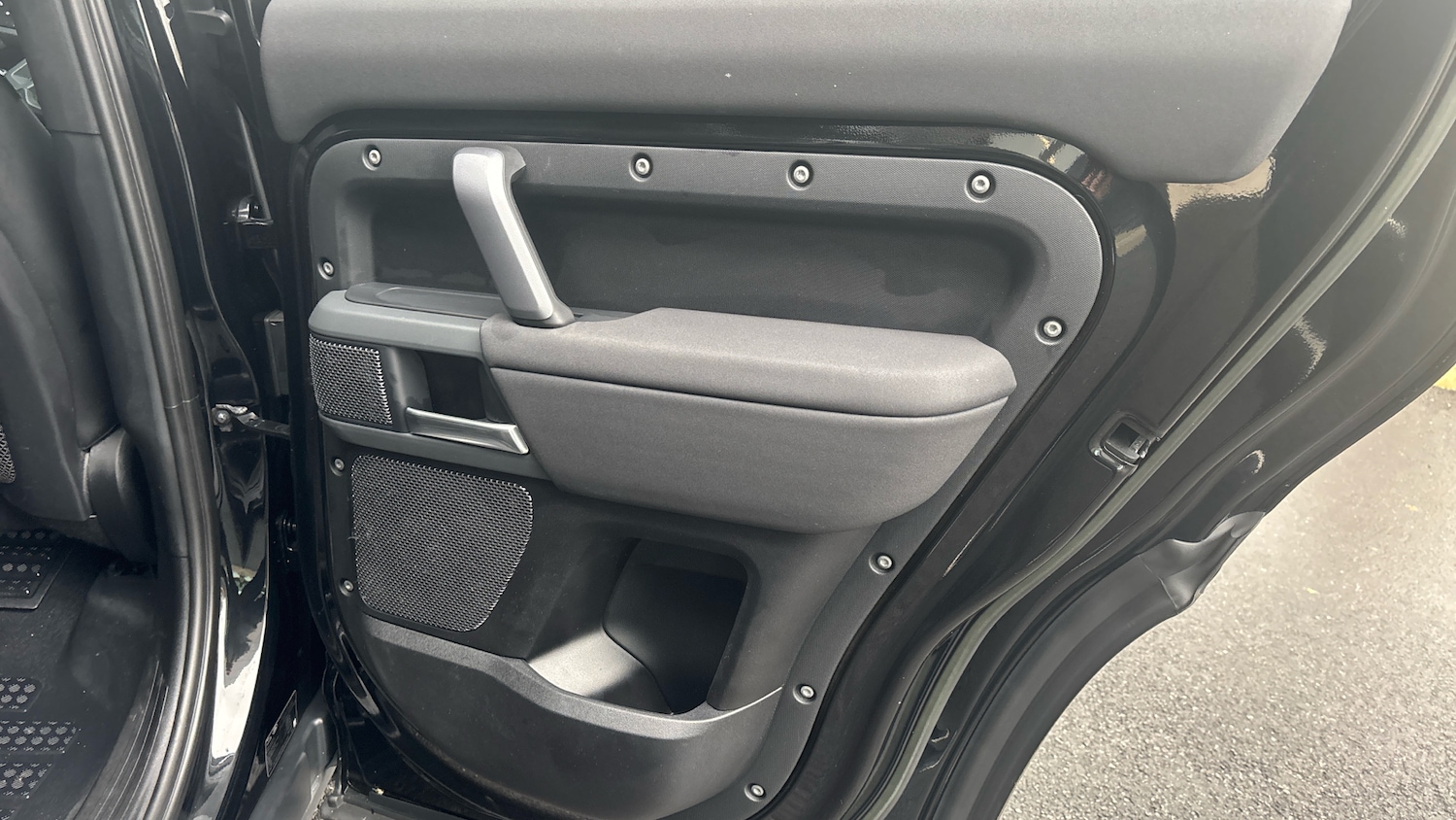 Used Land Rover Defender 2023 for sale - 76554124: Photo 33