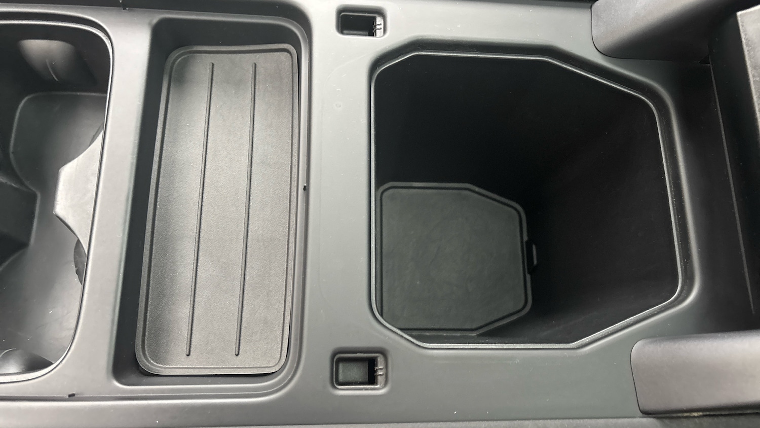 Used Land Rover Defender 2023 for sale - 76554124: Photo 42