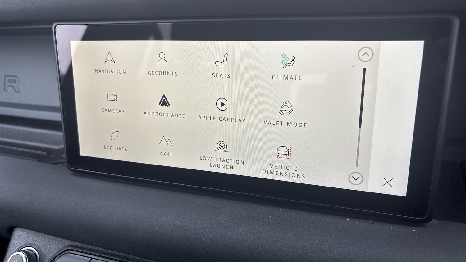 Used Land Rover Defender 2023 for sale - 76554124: Photo 50