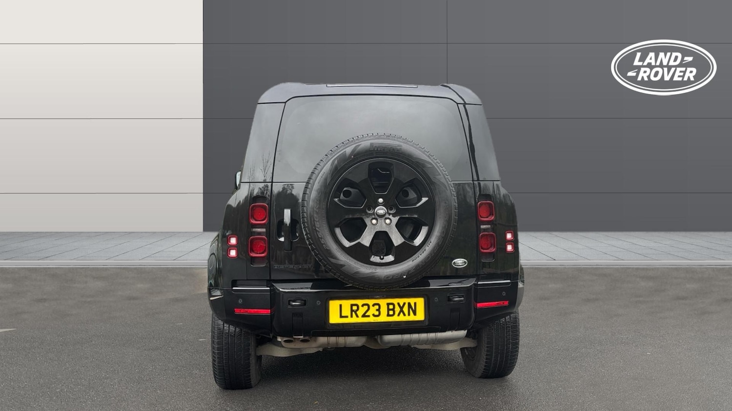Used Land Rover Defender 2023 for sale - 76554124: Photo 6