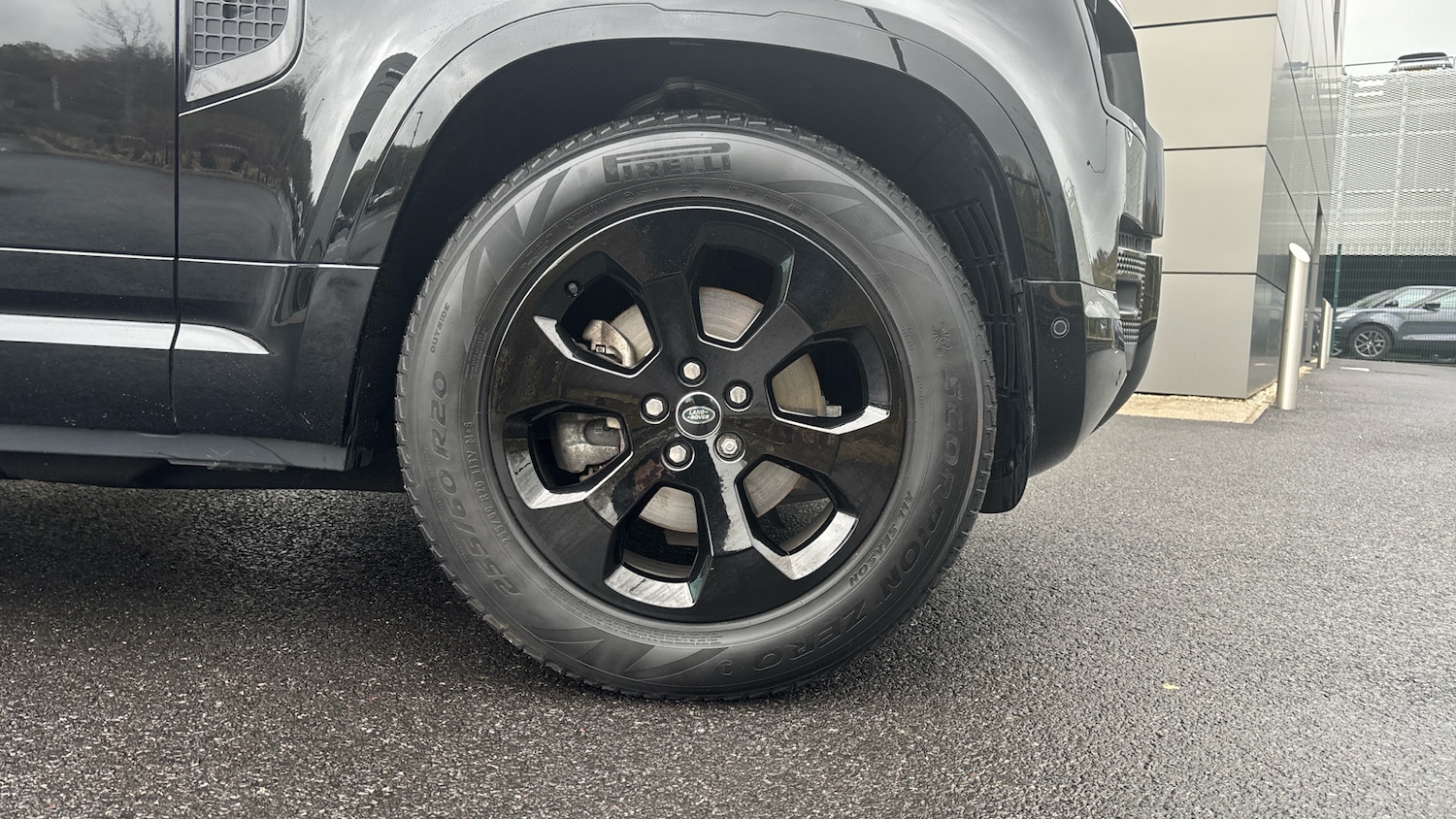 Used Land Rover Defender 2023 for sale - 76554124: Photo 8