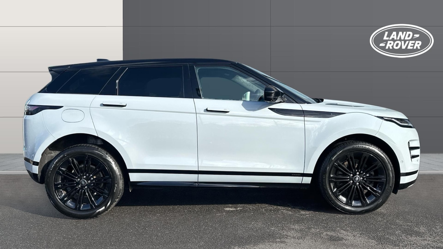 Used Land Rover Range Rover Evoque 2025 for sale - 77813284: Photo 5