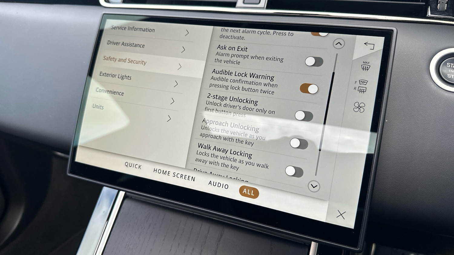 Used Land Rover Range Rover Evoque 2025 for sale - 77813284: Photo 66