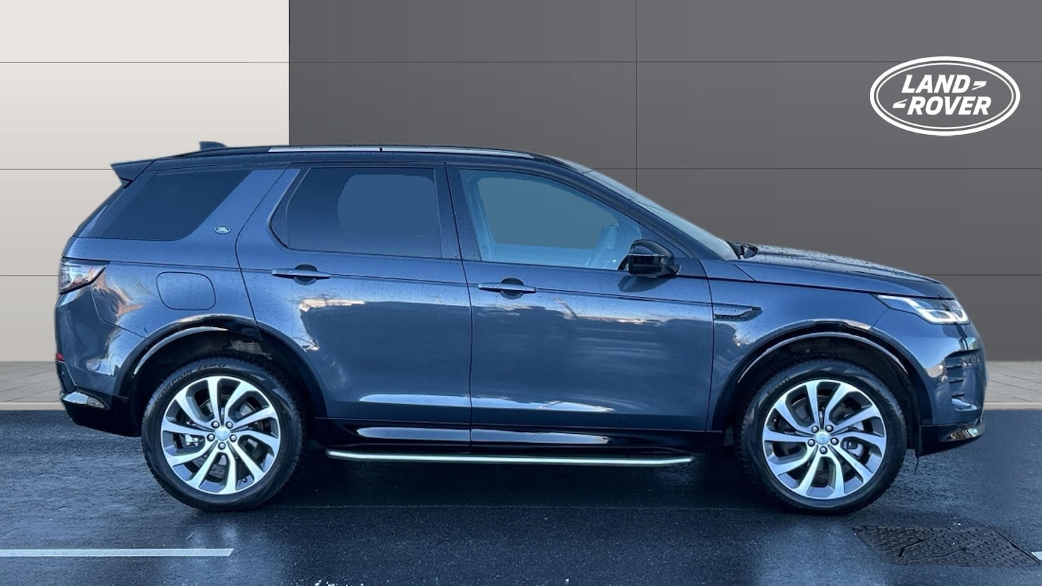 Used Land Rover Discovery Sport 2025 for sale - 78064323: Photo 5