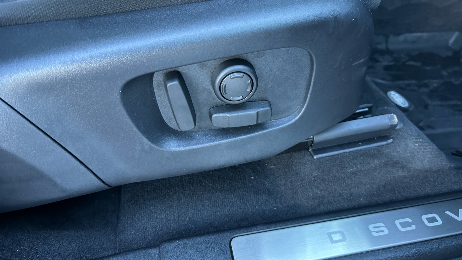 Used Land Rover Discovery Sport 2025 for sale - 78064323: Photo 72