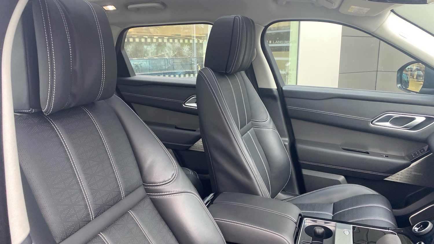 Used Land Rover Range Rover Velar 2021 for sale - 77813283: Photo 31