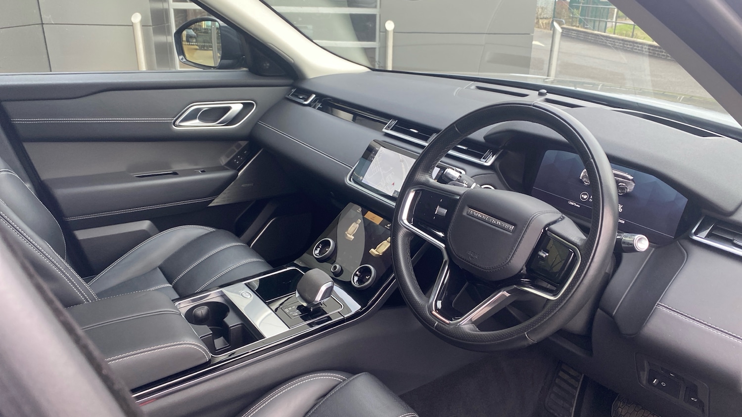 Used Land Rover Range Rover Velar 2021 for sale - 77813283: Photo 32