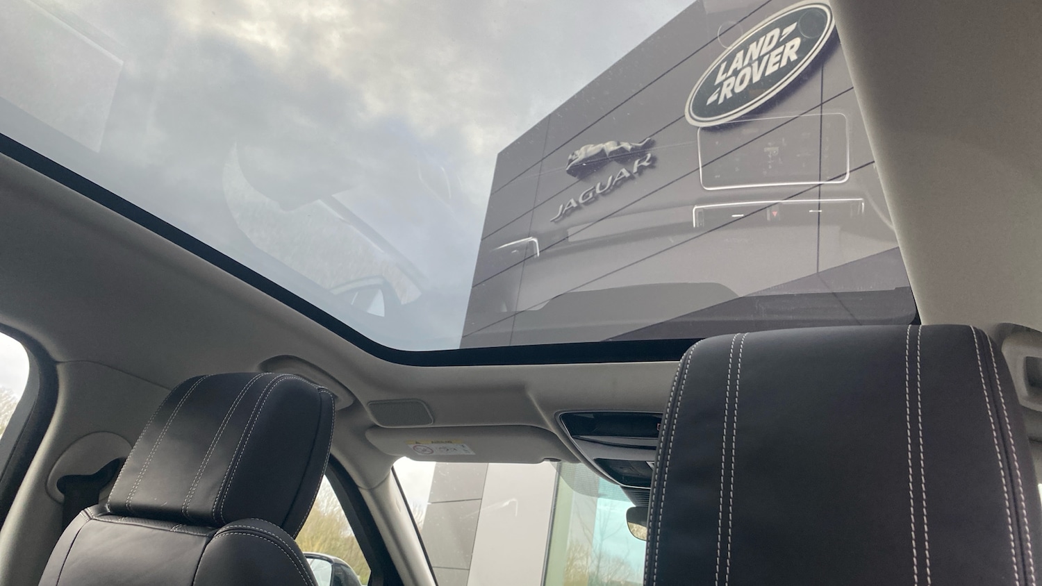 Used Land Rover Range Rover Velar 2021 for sale - 77813283: Photo 48