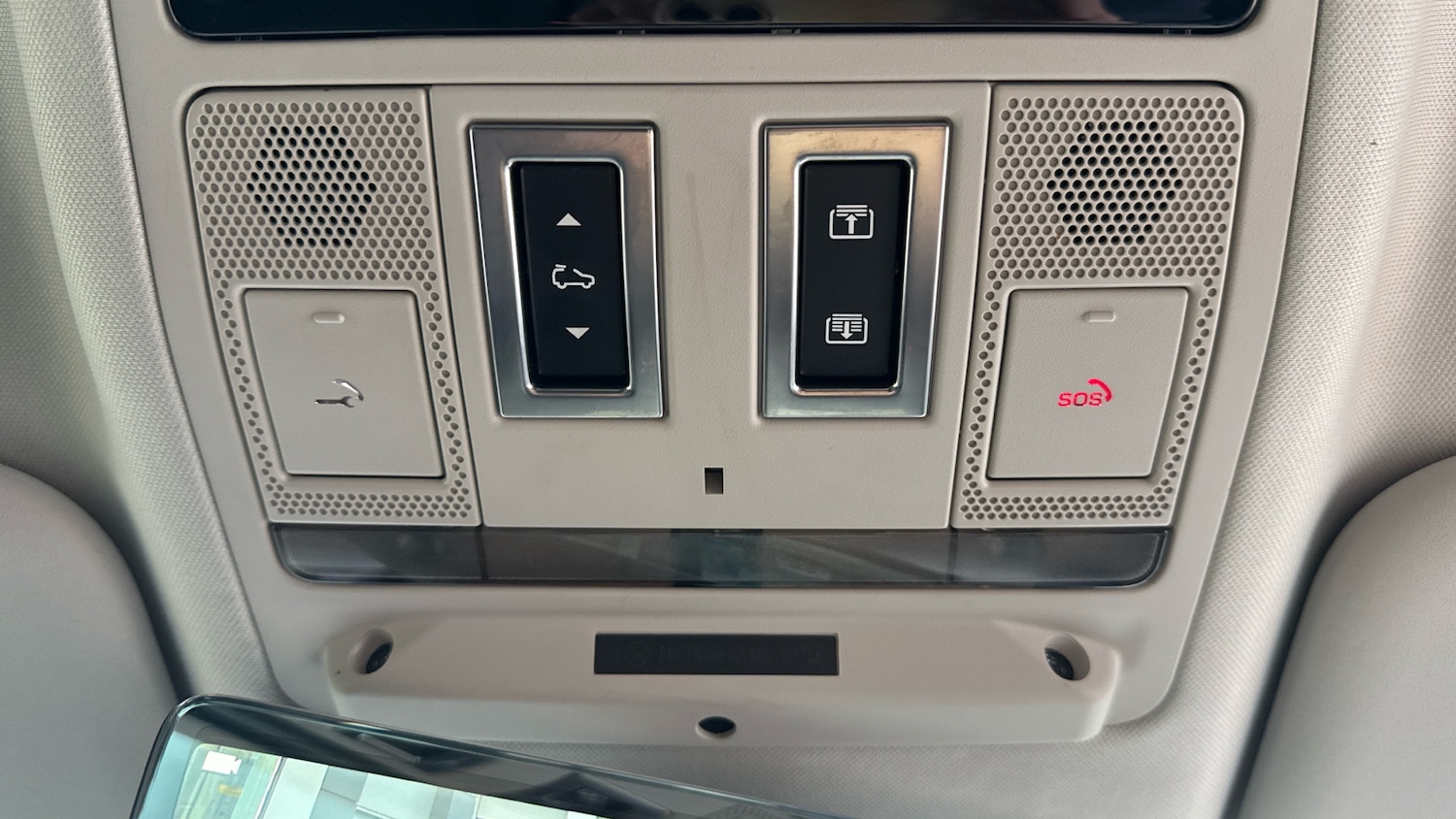 Used Land Rover Defender 2024 for sale - 77578709: Photo 37