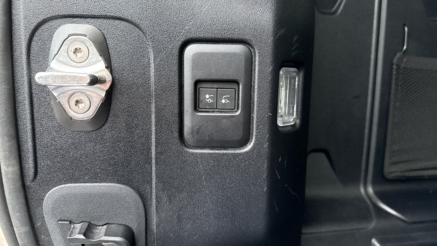 Used Land Rover Defender 2024 for sale - 77578709: Photo 41