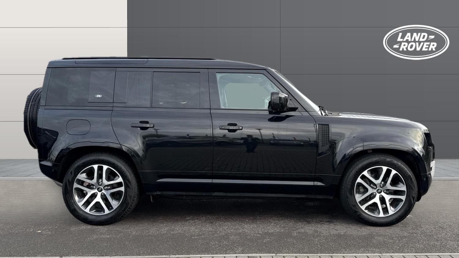 Used Land Rover Defender 2024 for sale - 77578709: Photo 5