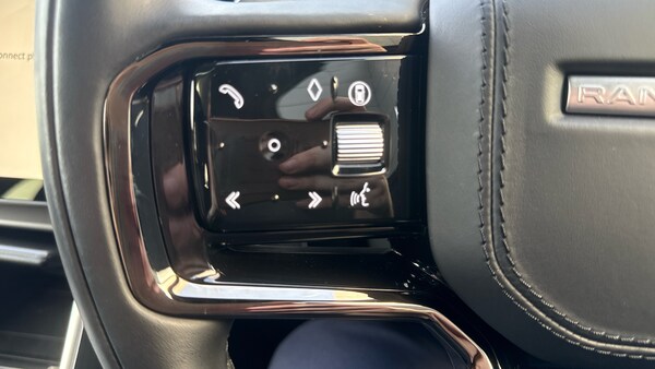 Used Land Rover Range Rover Velar 2024 for sale - 76220677: Photo 33