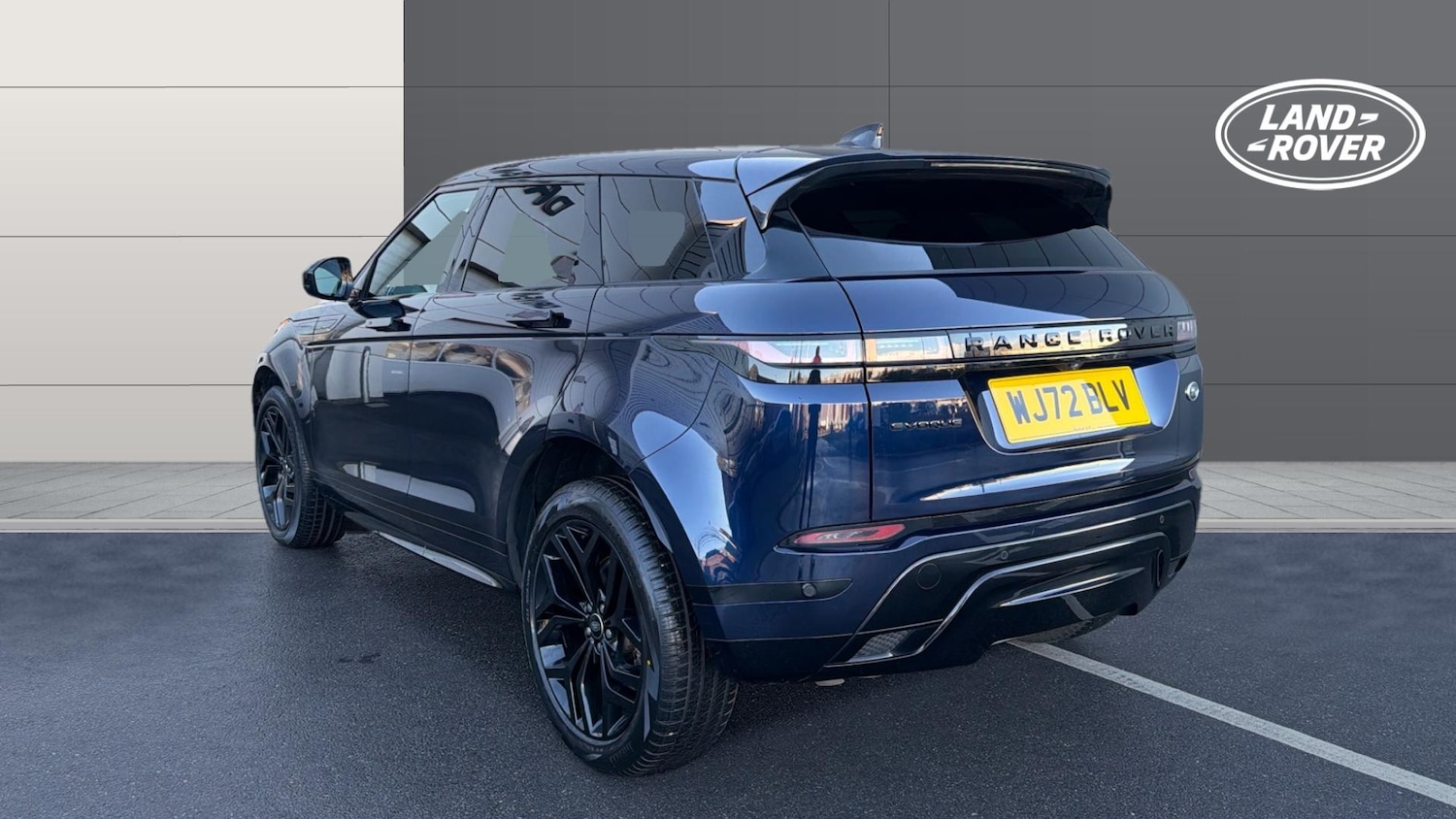 Used Land Rover Range Rover Evoque 2022 for sale - 76830516: Photo 2